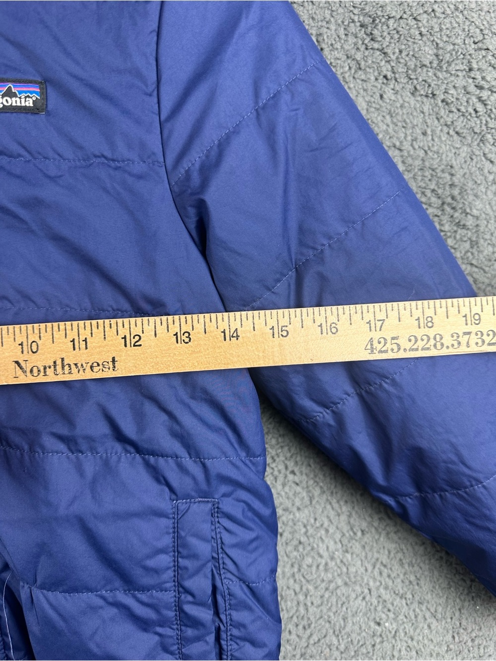 Patagonia Kids Reversible Hooded Puffer Jacket Blue Pink Fleece Lining Coat S - Picture 5 of 5
